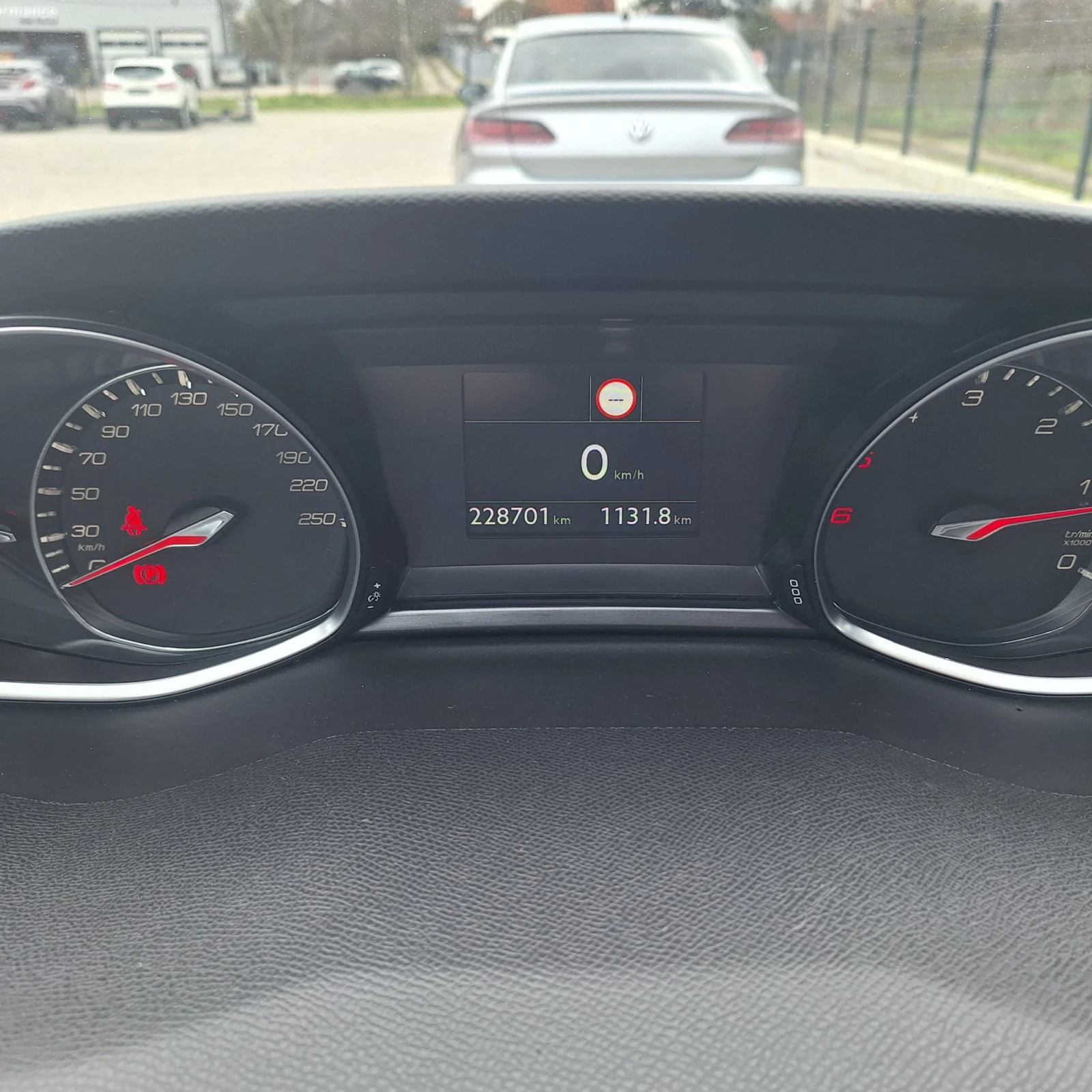 Peugeot 308 1.5, снимка 3 - Автомобили и джипове - 54069889