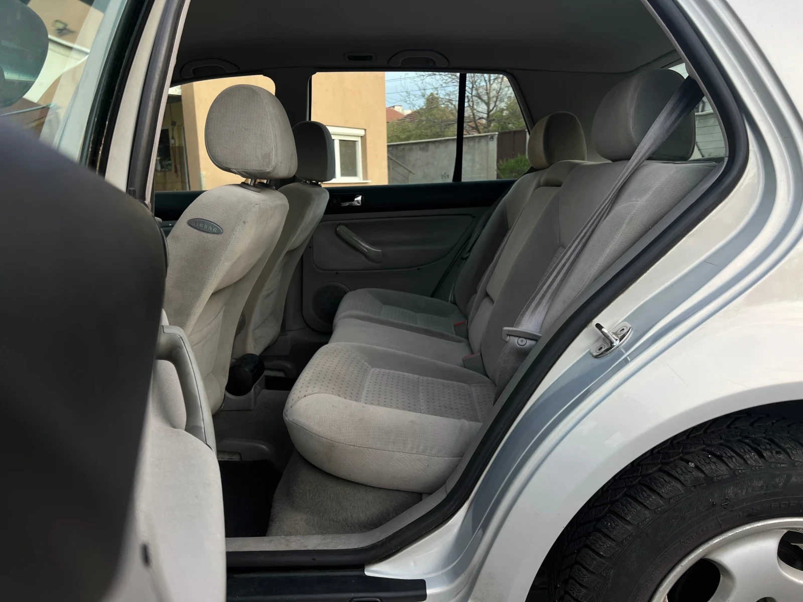 VW Golf, снимка 11 - Автомобили и джипове - 54221095