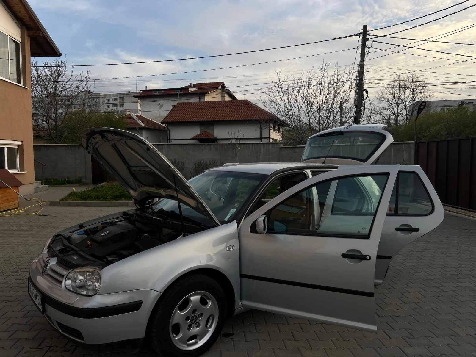 VW Golf, снимка 17 - Автомобили и джипове - 54221095