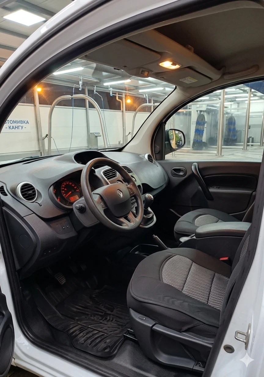 Renault Kangoo 1.5 DCI, снимка 4 - Автомобили и джипове - 54231215