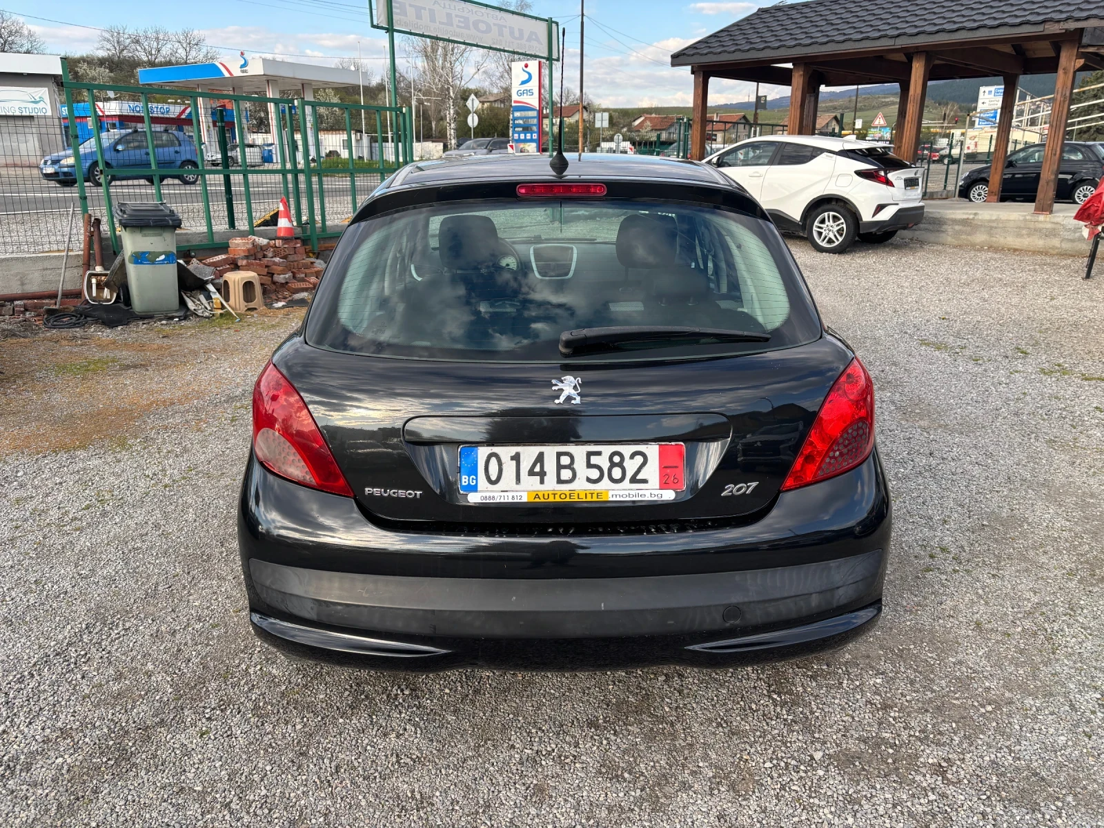 Peugeot 207 1.4 HDI, снимка 8 - Автомобили и джипове - 54296088