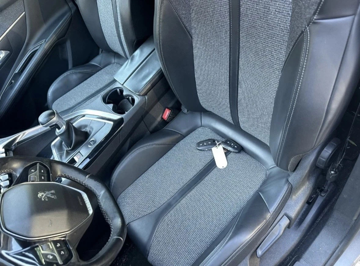 Peugeot 3008 1.6 HDI 120k.c. * Navi * Kamera * Bluetooth , снимка 8 - Автомобили и джипове - 54360632