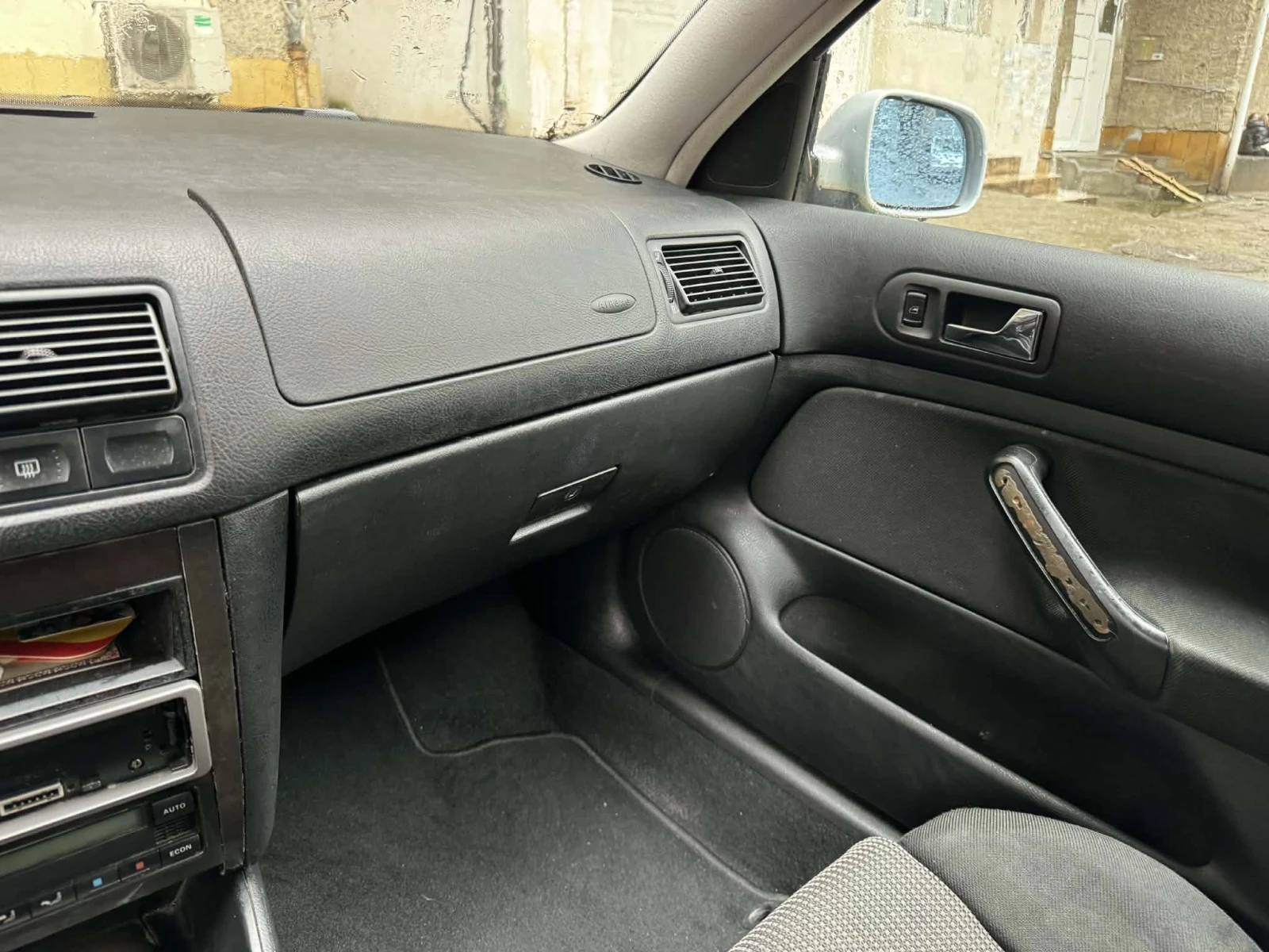 VW Golf, снимка 11 - Автомобили и джипове - 54364265