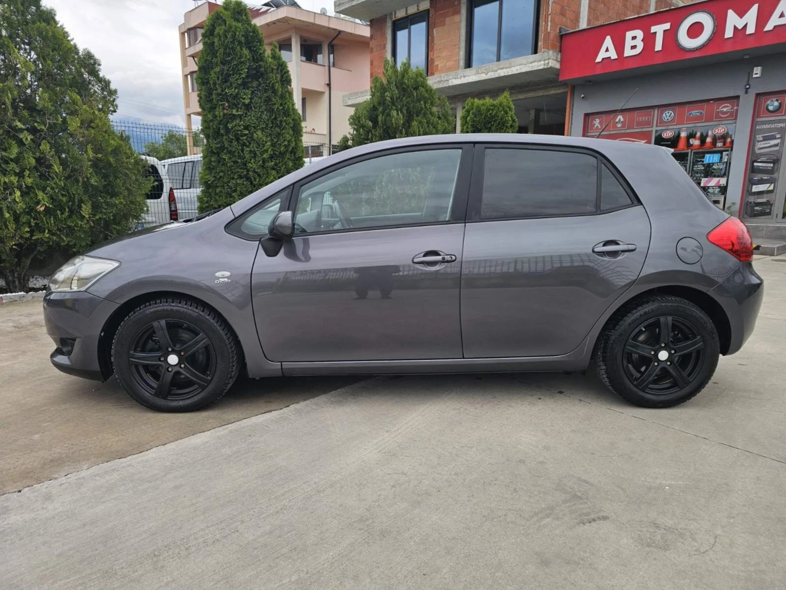 Toyota Auris 2.2 D-CAT/ KEYLESS GO/ ����/ ���� | Mobile.bg � ����������� 3