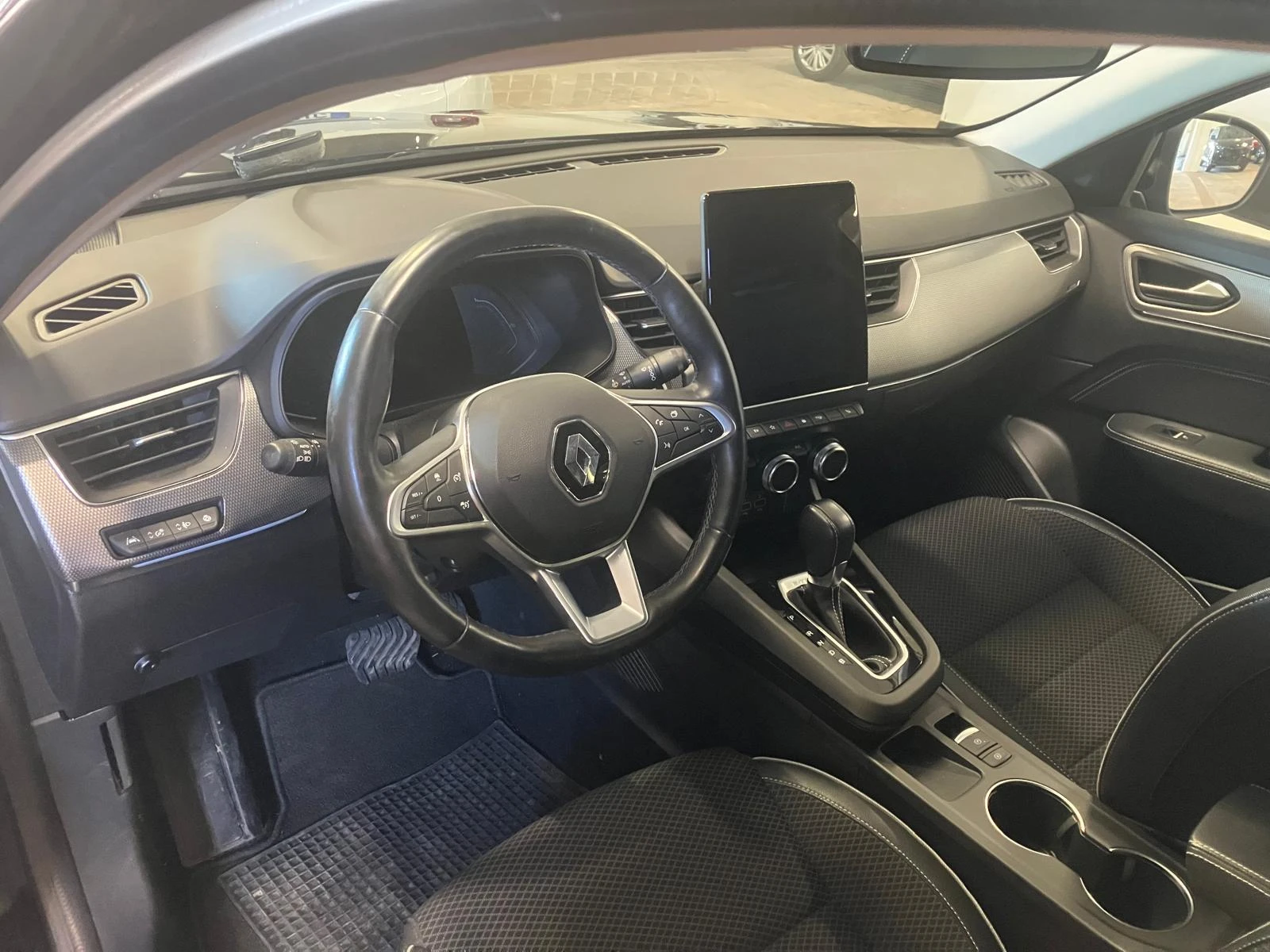 Renault Arkana 29500км  100% 1.6 E FULL HYBRID  INTENSE, снимка 6 - Автомобили и джипове - 54511921
