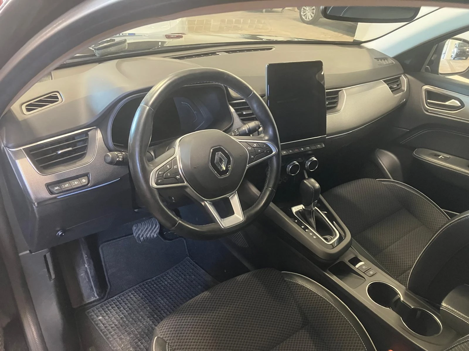 Renault Arkana 29500км  100% 1.6 E FULL HYBRID  INTENSE, снимка 5 - Автомобили и джипове - 54511921