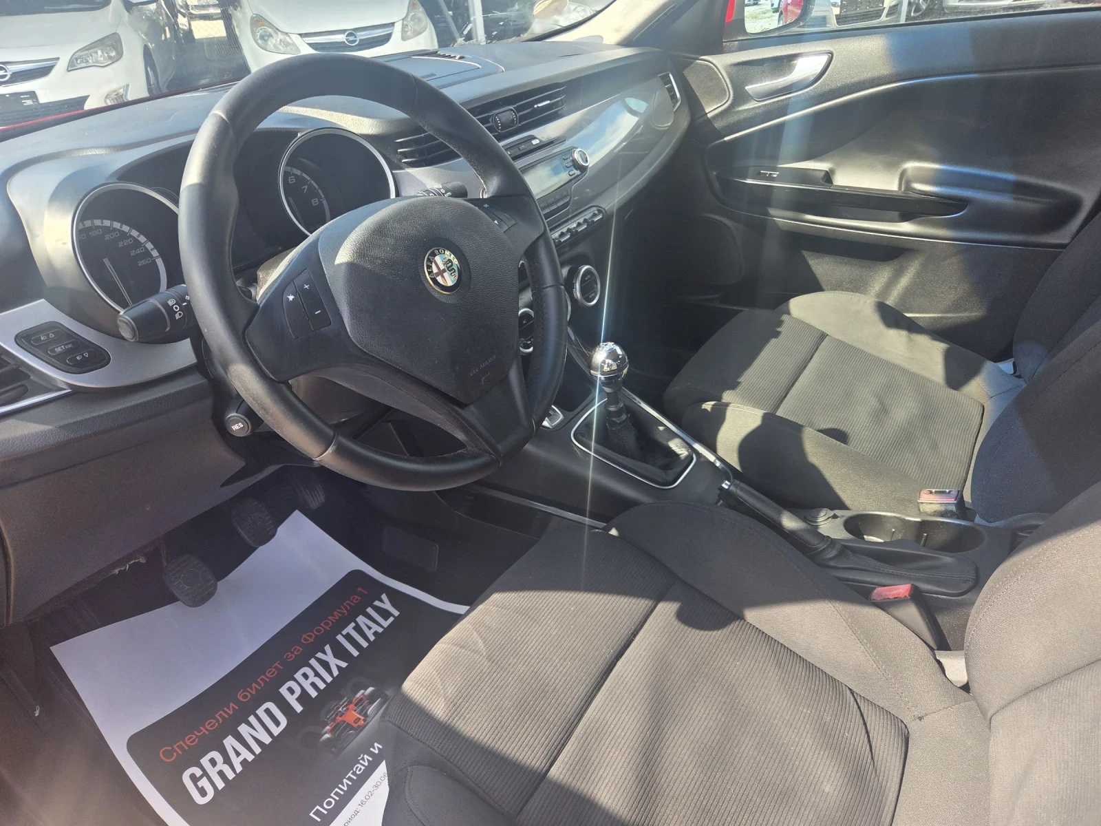 Alfa Romeo Giulietta 1.4 turbo* Italy * , снимка 10 - Автомобили и джипове - 54595155