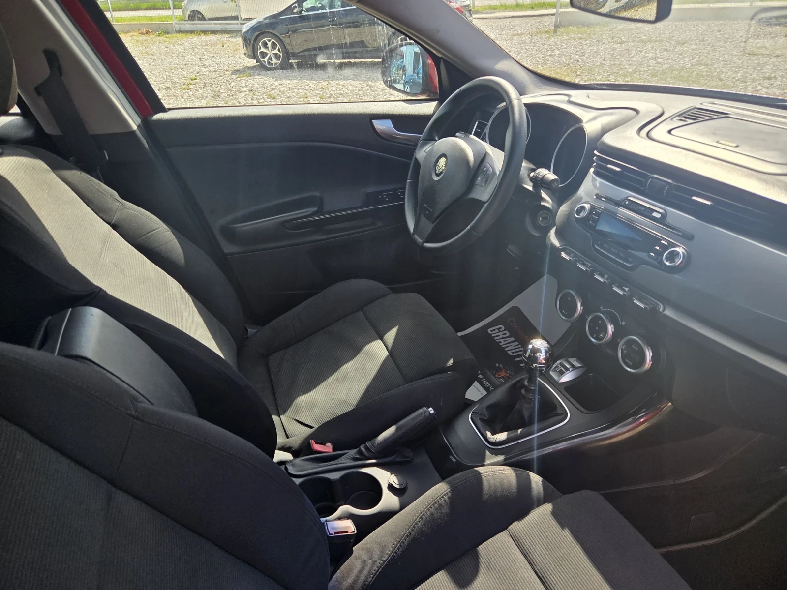 Alfa Romeo Giulietta 1.4 turbo* Italy * , снимка 13 - Автомобили и джипове - 54595155