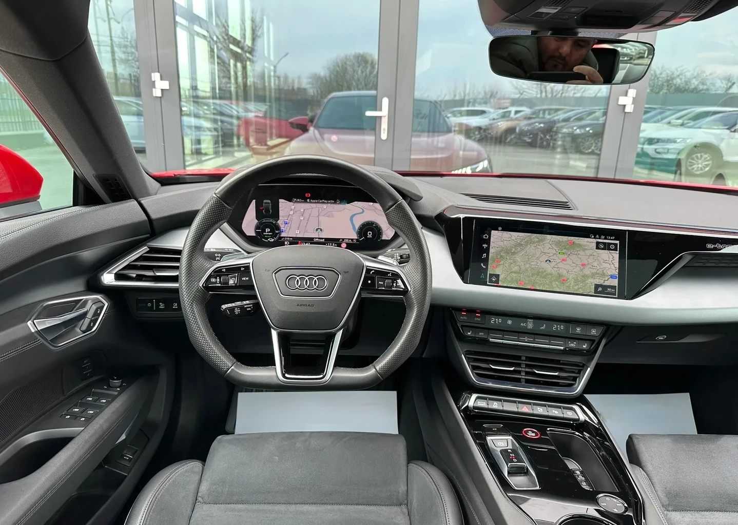 Audi E-Tron GT Quattro, снимка 5 - Автомобили и джипове - 54679902