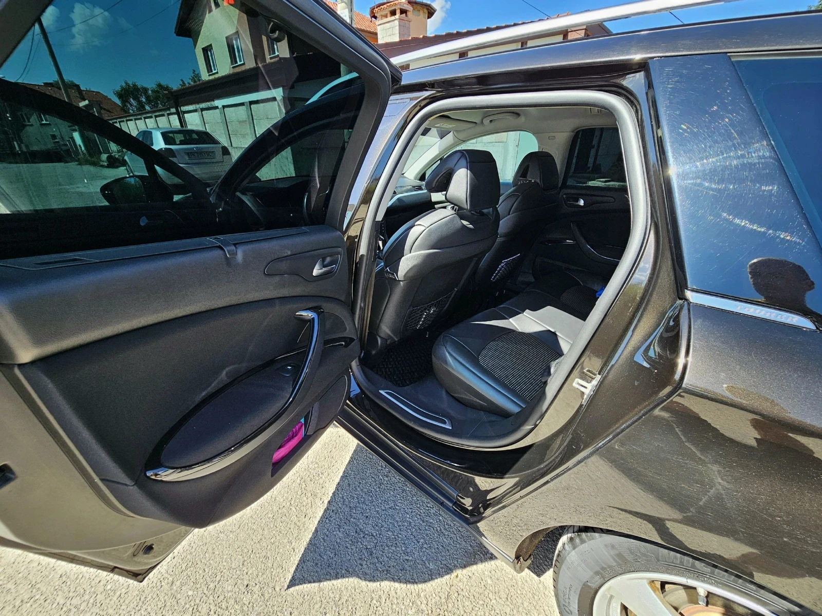 Citroen C5 2.0BlueHdi - 181 - Exclusive, снимка 11 - Автомобили и джипове - 54687796