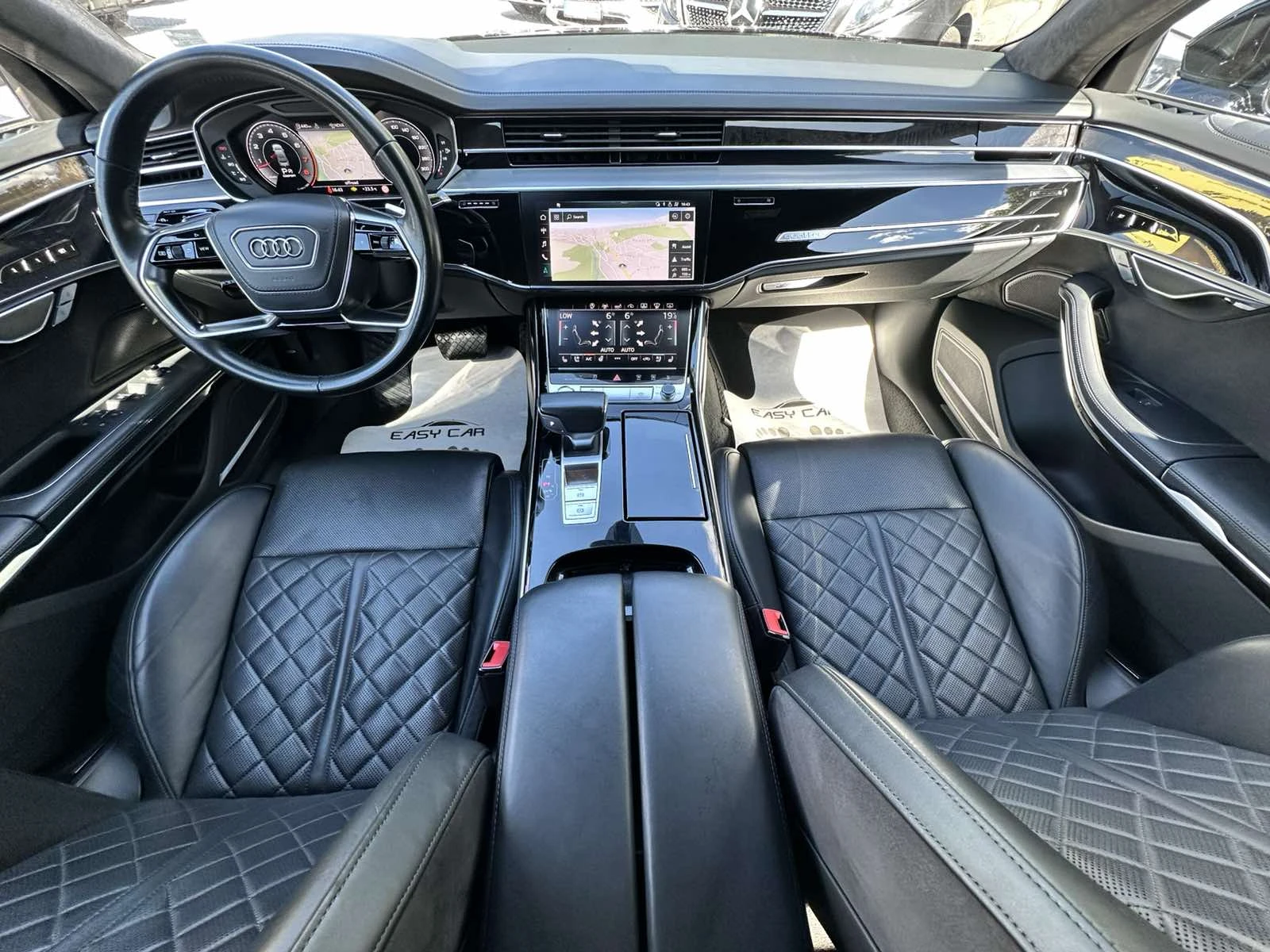 Audi A8 55 TFSI / PANO/ CAMERA /B&O/, снимка 12 - Автомобили и джипове - 54713338