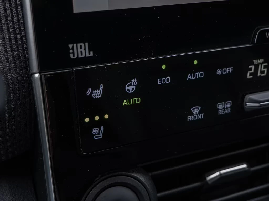 Toyota bZ4X AWD Leuge 360 JBL Winter Pack + Pano ACC | Mobile.bg � ����������� 15