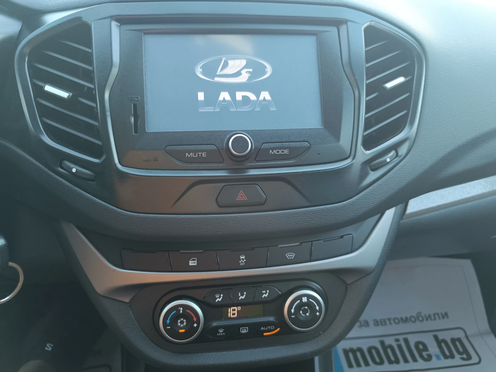 Lada Vesta 1.6i 16v * Навигация * Камера * Климатроник, снимка 10 - Автомобили и джипове - 54986357