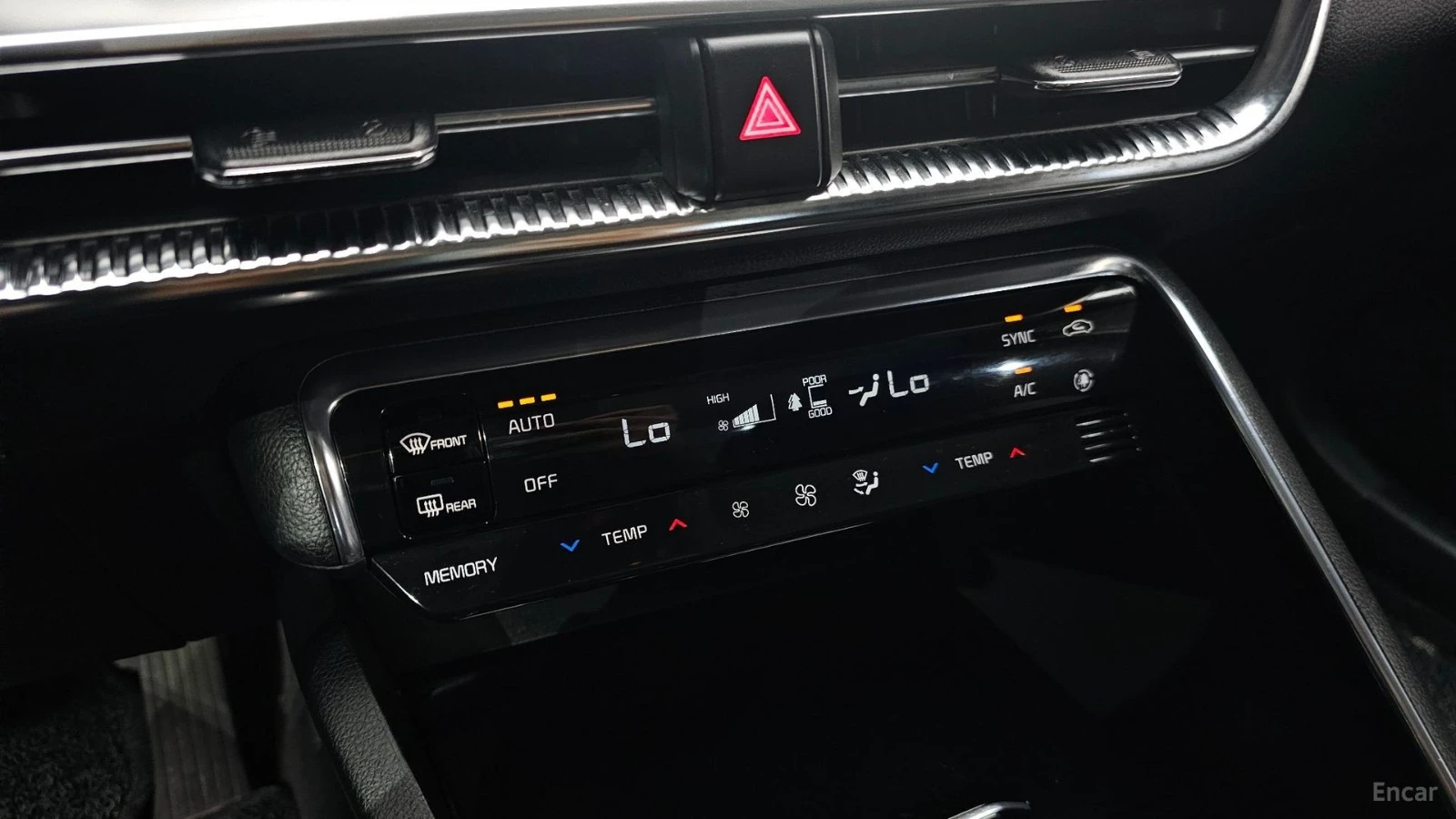 Kia K5 2.0* NOBLESSE* КОЖА* ПОДГРЕВ* ОБДУХВАНЕ* 360* , снимка 16 - Автомобили и джипове - 55680532