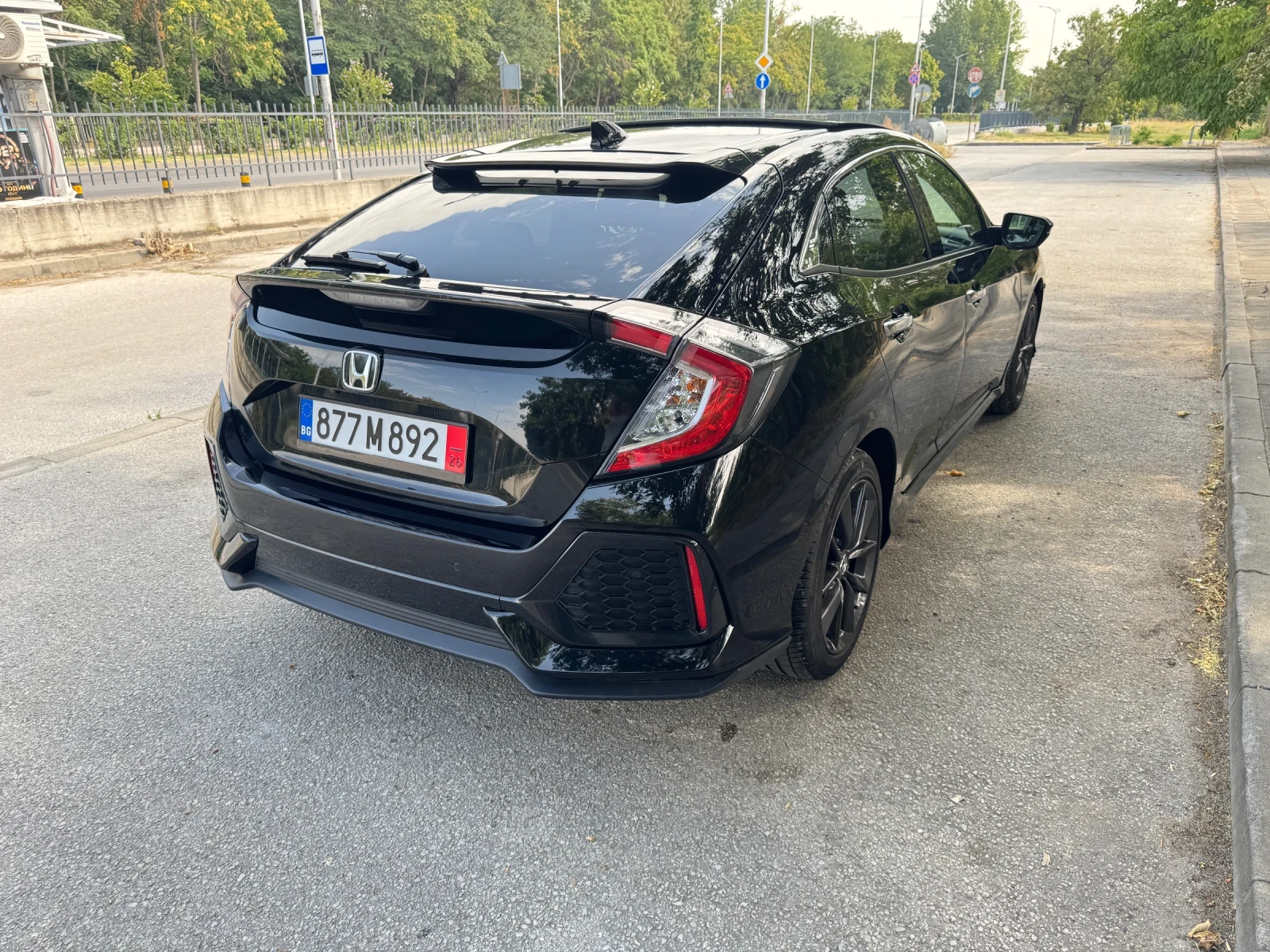 Honda Civic 1.5turbo/prestige, снимка 3 - Автомобили и джипове - 55968747