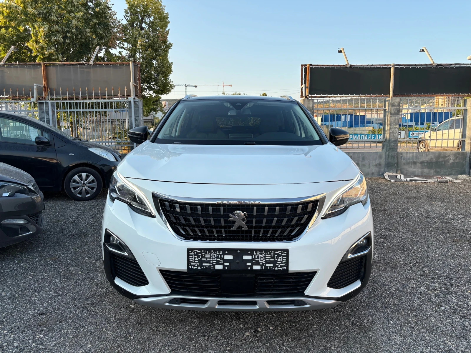 Peugeot 3008 1.6HDI 120кс АВТОМАТИК, снимка 2 - Автомобили и джипове - 56152653