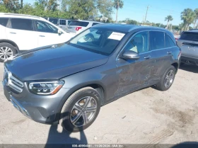  Mercedes-Benz GLC 30...