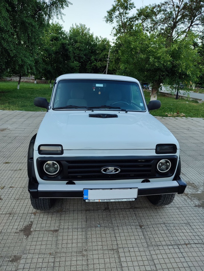 Lada Niva 1, 7i, снимка 1 - Автомобили и джипове - 46231890
