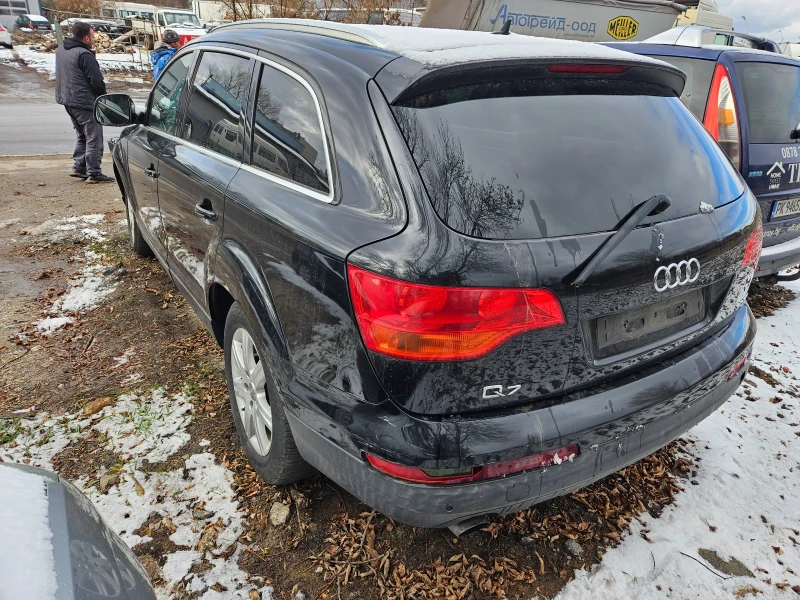 Audi Q7 3.0dizel 223ks -2006god, снимка 6 - Автомобили и джипове - 48061366