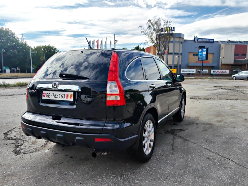 Honda Cr-v  4WD! КОЖЕН САЛОН!СТЪКЛЕН ТАВАН !ТОП СЪСТОЯНИЕ, снимка 7 - Автомобили и джипове - 51953511