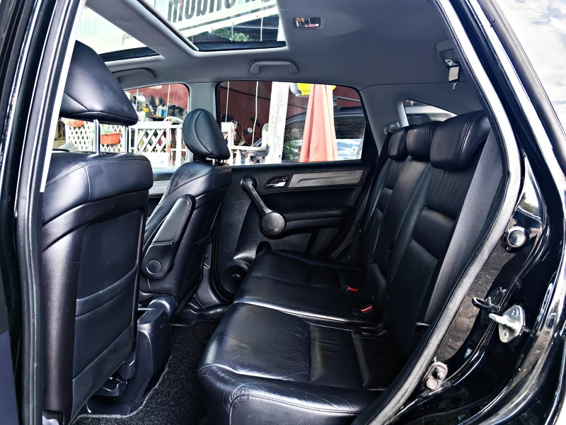 Honda Cr-v  4WD! КОЖЕН САЛОН!СТЪКЛЕН ТАВАН !ТОП СЪСТОЯНИЕ, снимка 12 - Автомобили и джипове - 51953511