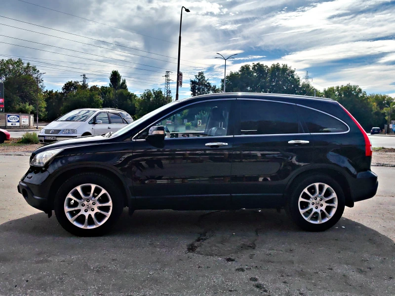 Honda Cr-v  4WD! КОЖЕН САЛОН!СТЪКЛЕН ТАВАН !ТОП СЪСТОЯНИЕ, снимка 8 - Автомобили и джипове - 51953511