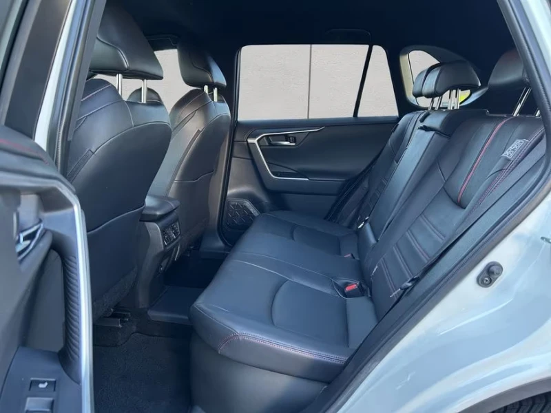 Toyota Rav4 2.5/306HP/JBL/4x4/360CAM/151D, снимка 8 - Автомобили и джипове - 52078877