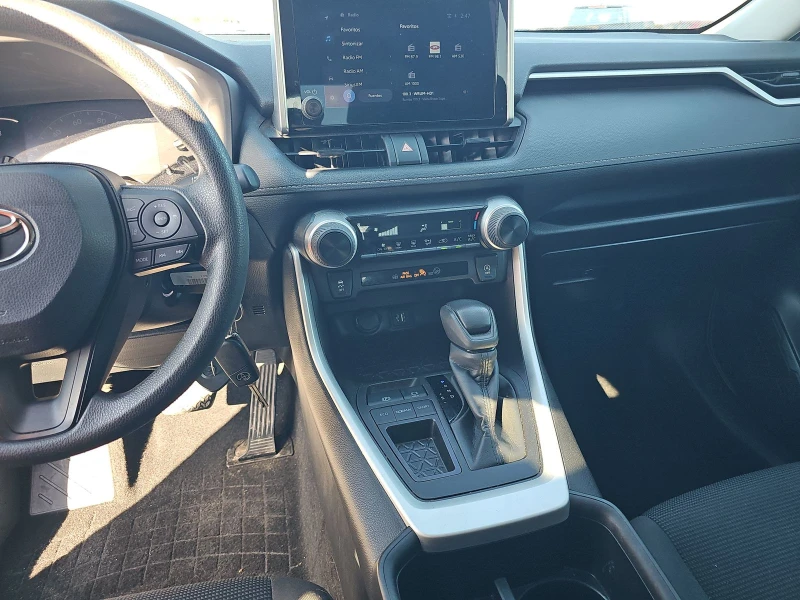 Toyota Rav4 * LE, снимка 14 - Автомобили и джипове - 52565827