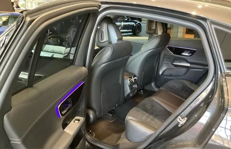 Mercedes-Benz GLC 220 d Coupe 4M AMG, снимка 7 - Автомобили и джипове - 53431924