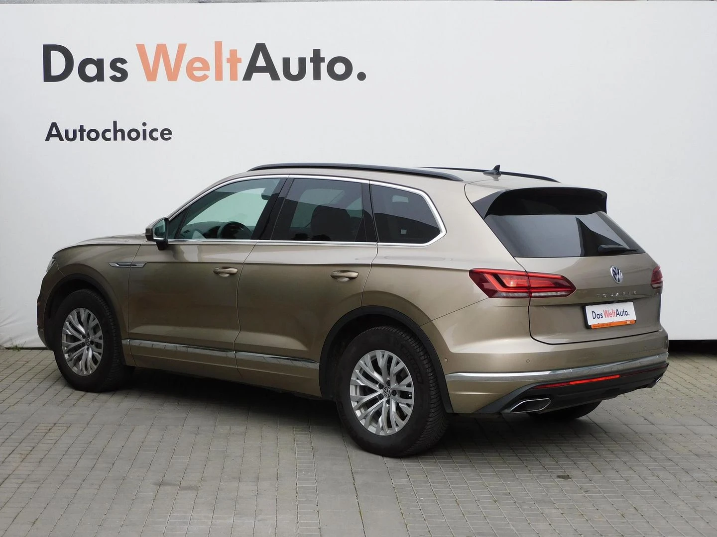 VW Touareg V6 TDI BMT 4MOTION - изображение 4