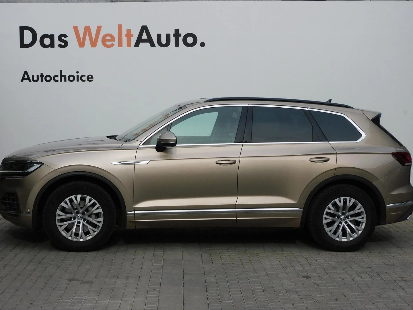 VW Touareg V6 TDI BMT 4MOTION - изображение 2