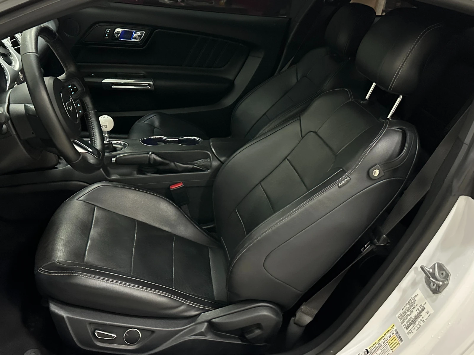 Ford Mustang * 5.0GT* РЪЧКА* ОБДУХ* ПОДГРЕВ* SHAKER* , снимка 16 - Автомобили и джипове - 49318918