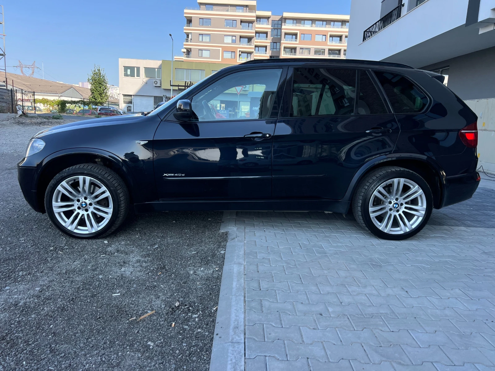 BMW X5 40D M ПАКЕТ ВАКУМ ДИСТАНЦИЯ ПАНОРАМА KEYLESS-GO - изображение 6