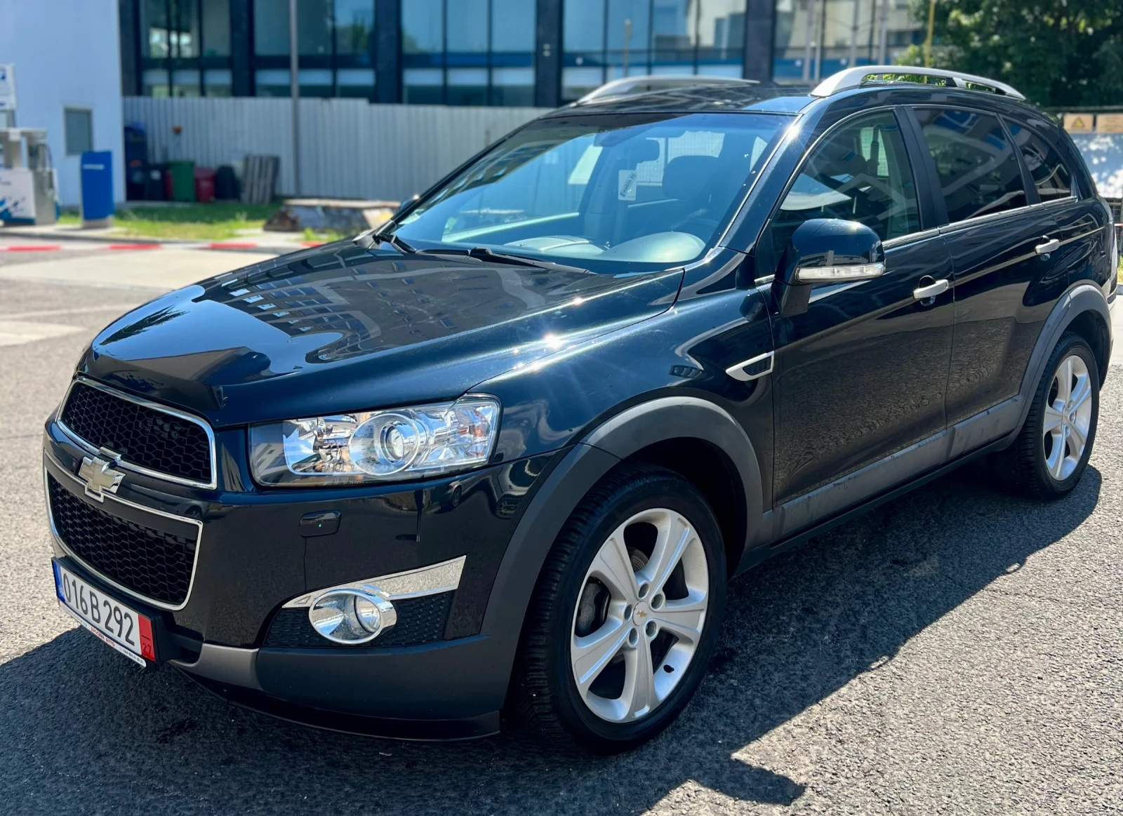 Chevrolet Captiva 2.2 4x4, снимка 2 - Автомобили и джипове - 51854975