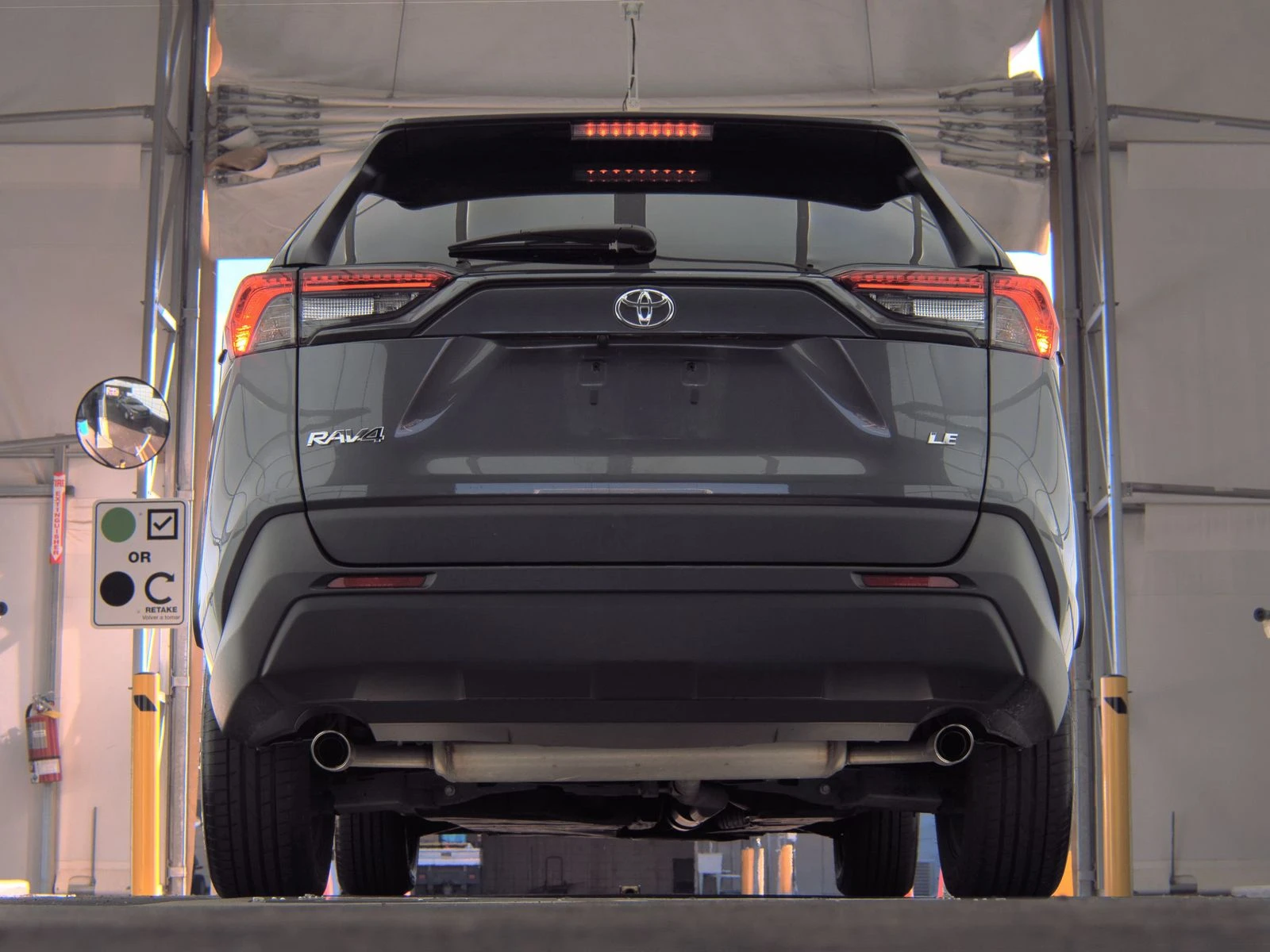 Toyota Rav4 * LE - изображение 6