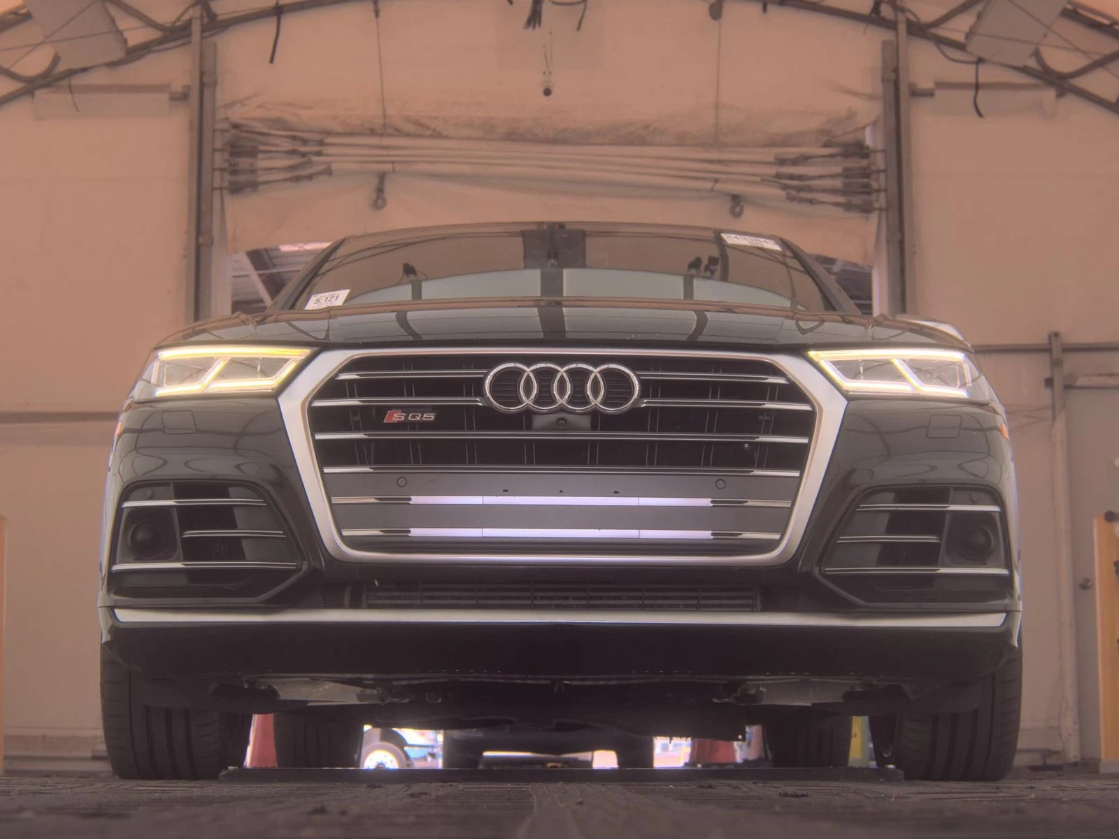 Audi SQ5 MATRIX* BANG* OLUFSEN* BLACK* OPTIC* 360КАМЕРА* ДИ - изображение 5