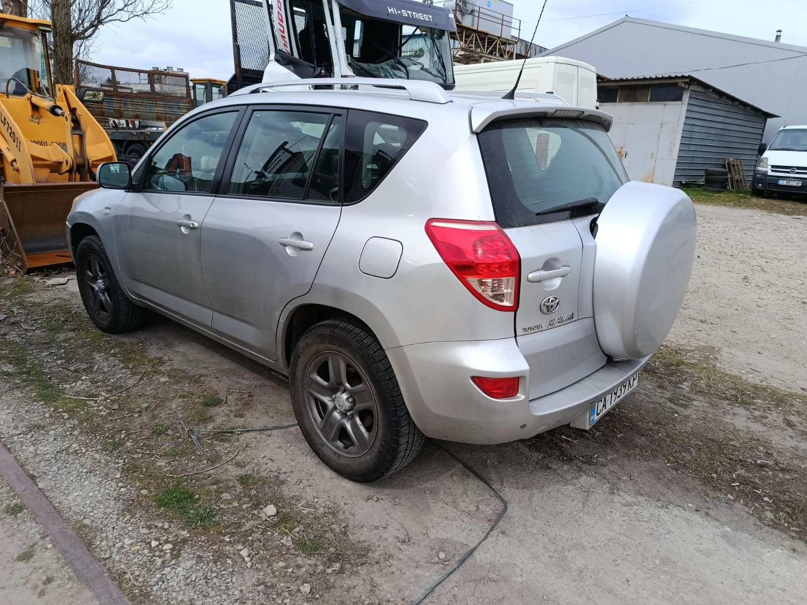 Toyota Rav4 2.2D4D, 136hp, снимка 4 - Автомобили и джипове - 53953494