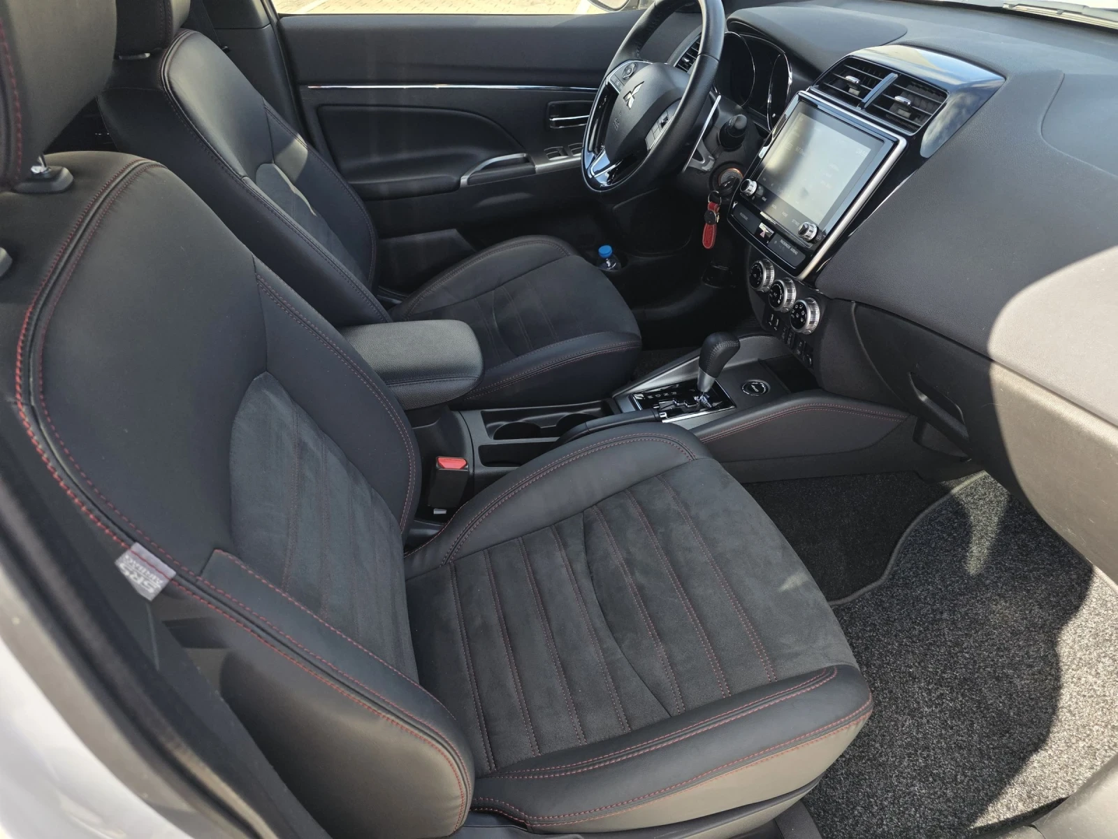 Mitsubishi ASX 2.0i 4x4 SWISS EDITION , снимка 9 - Автомобили и джипове - 53992337