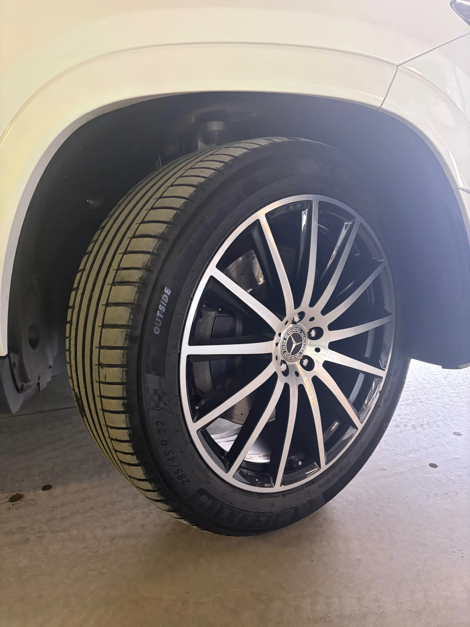 Mercedes-Benz GLS 400  * AMG* * NightP* * Pano* * Burm* * 22tsol* , снимка 14 - Автомобили и джипове - 54115771