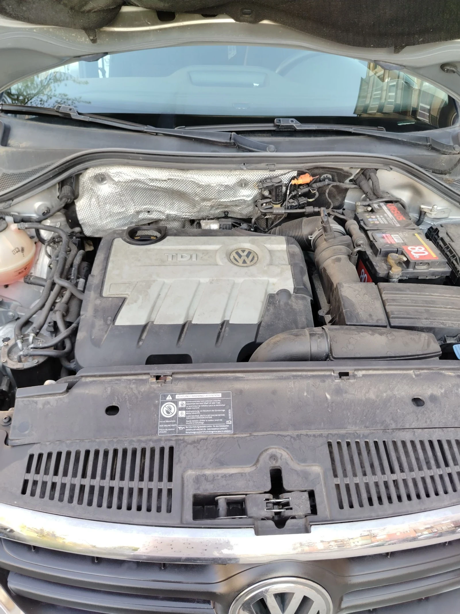 VW Tiguan 2.0 TDI 4x4, снимка 14 - Автомобили и джипове - 54386736