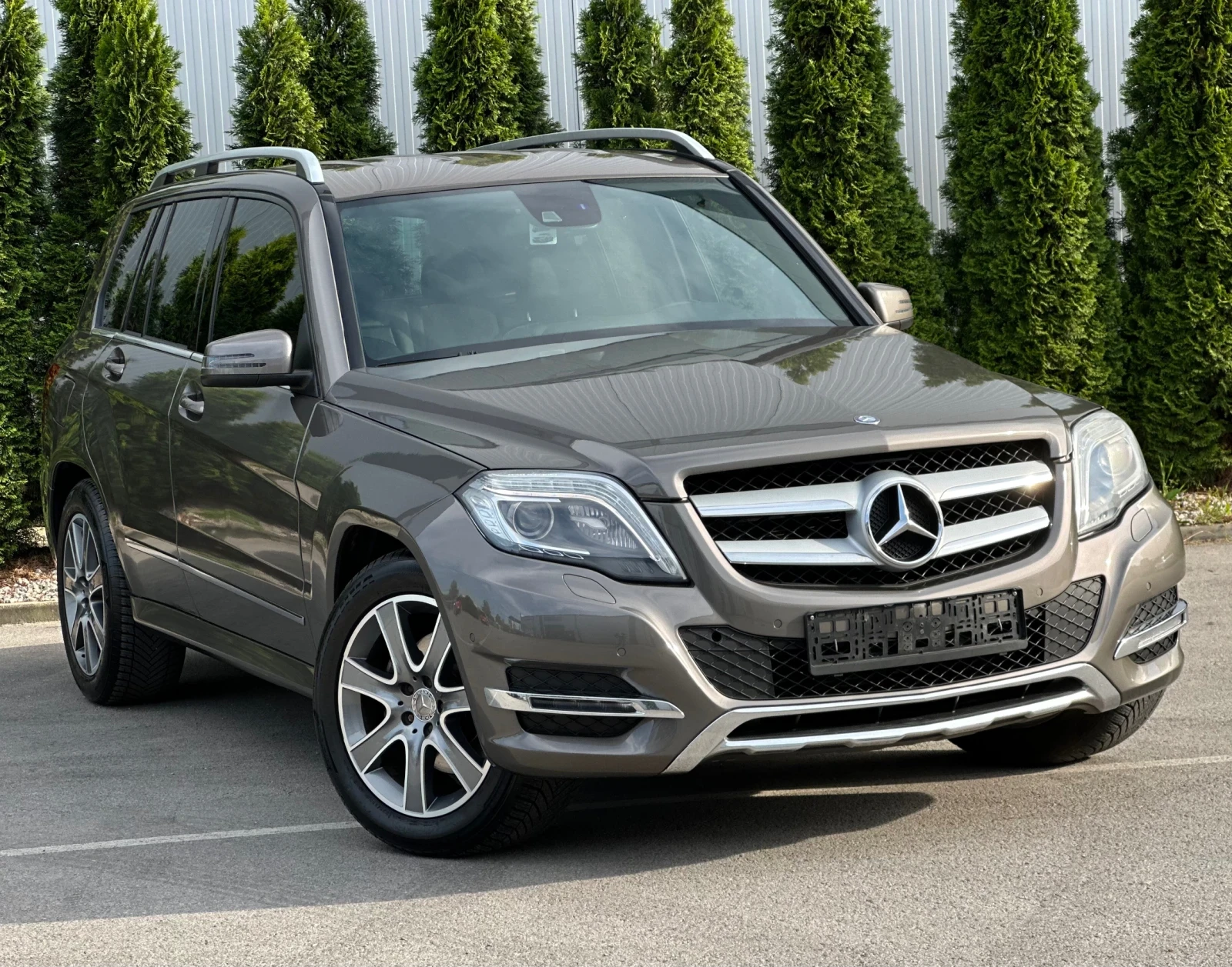 Mercedes-Benz GLK Facelift/Full/220Cdi/Уникат/Full-LED/Automatic/4x4, снимка 2 - Автомобили и джипове - 54459650