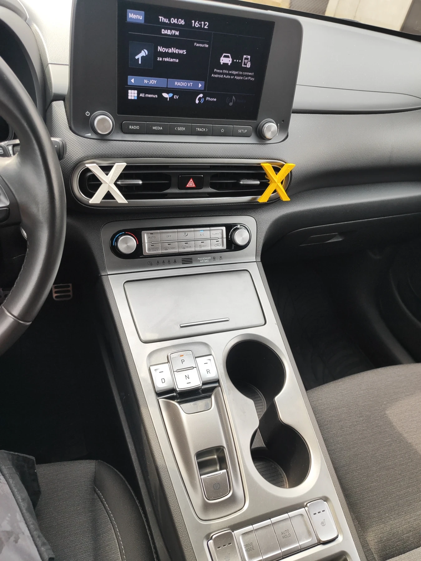 Hyundai Kona Гаранционен 64kwh, снимка 13 - Автомобили и джипове - 54815247