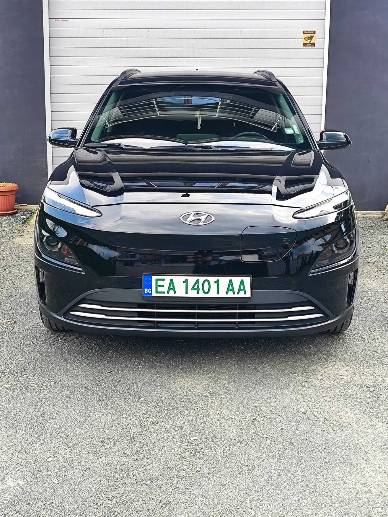 Hyundai Kona Гаранционен 64kwh, снимка 2 - Автомобили и джипове - 54815247
