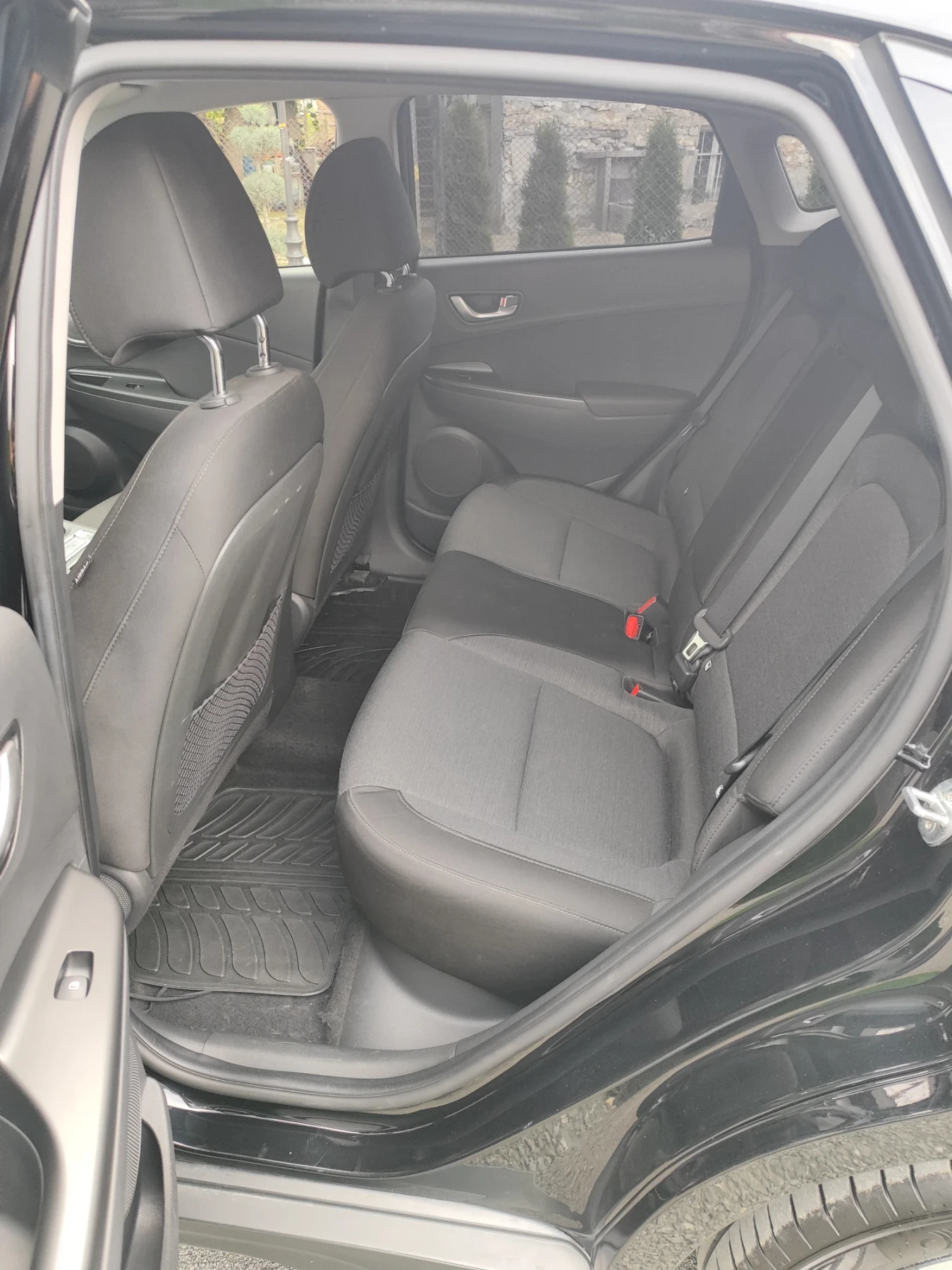 Hyundai Kona Гаранционен 64kwh, снимка 8 - Автомобили и джипове - 54815247