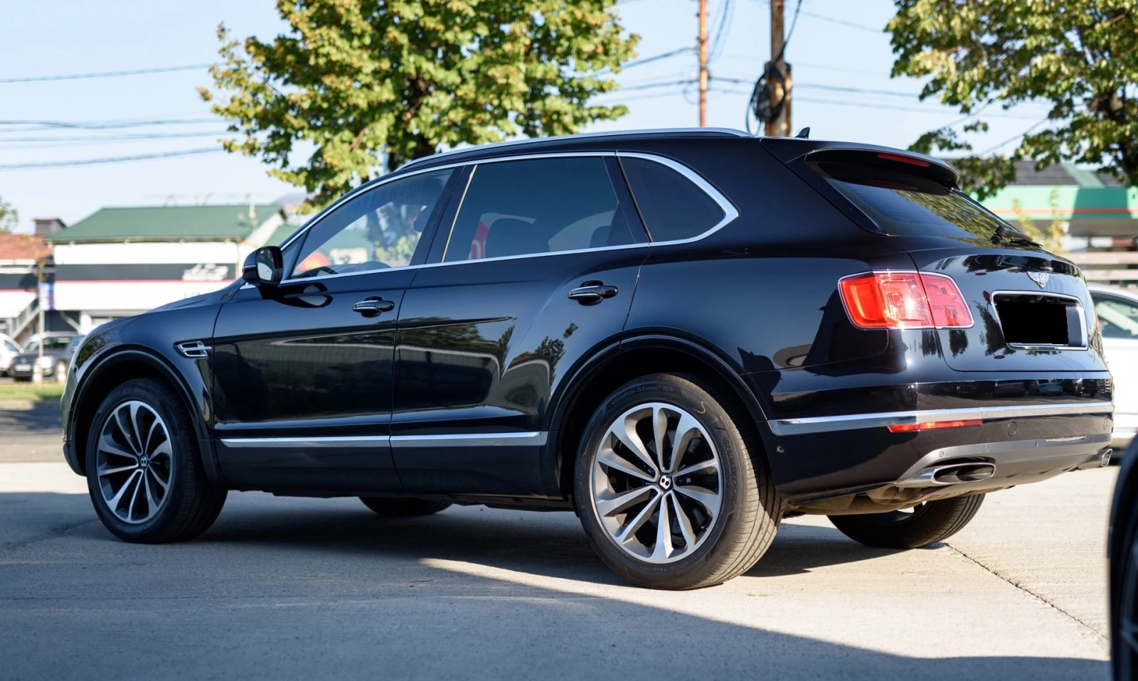 Bentley Bentayga 6.0 W12 AWD, снимка 2 - Автомобили и джипове - 55946852