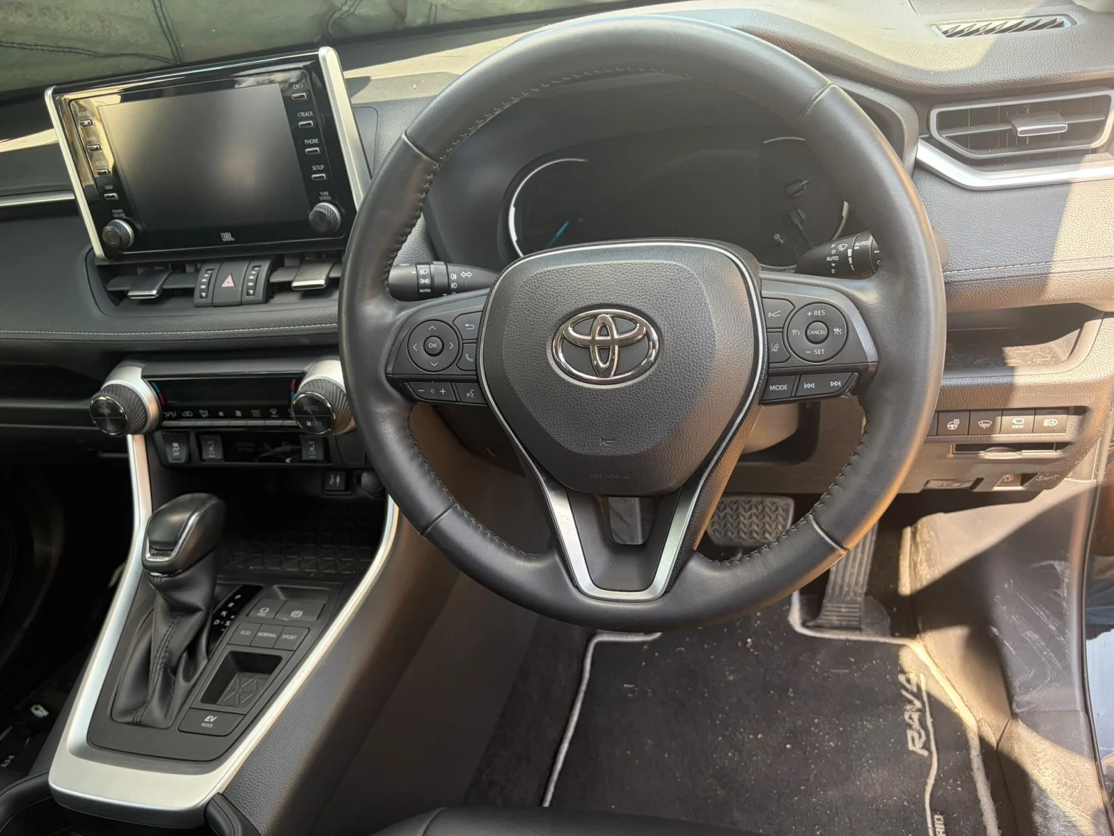 Toyota Rav4 2.5 i HYBRID, снимка 5 - Автомобили и джипове - 55993844