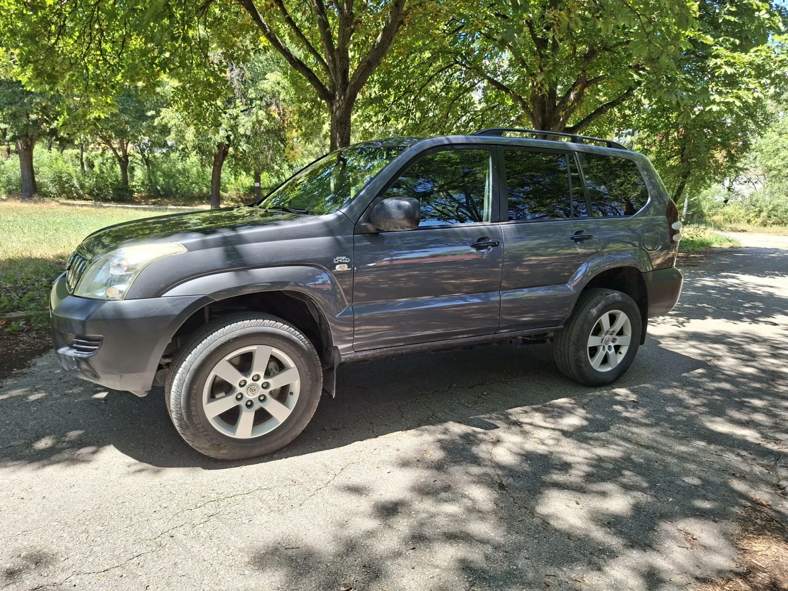Toyota Land cruiser, снимка 5 - Автомобили и джипове - 56642772