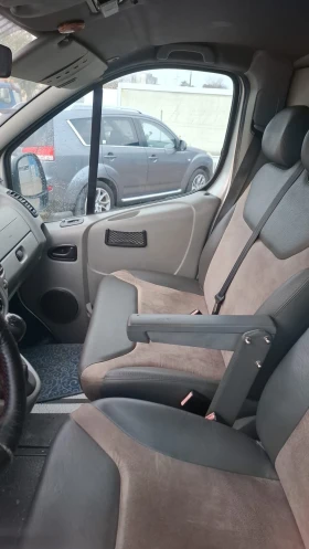 Opel Vivaro 1.9 d, снимка 6