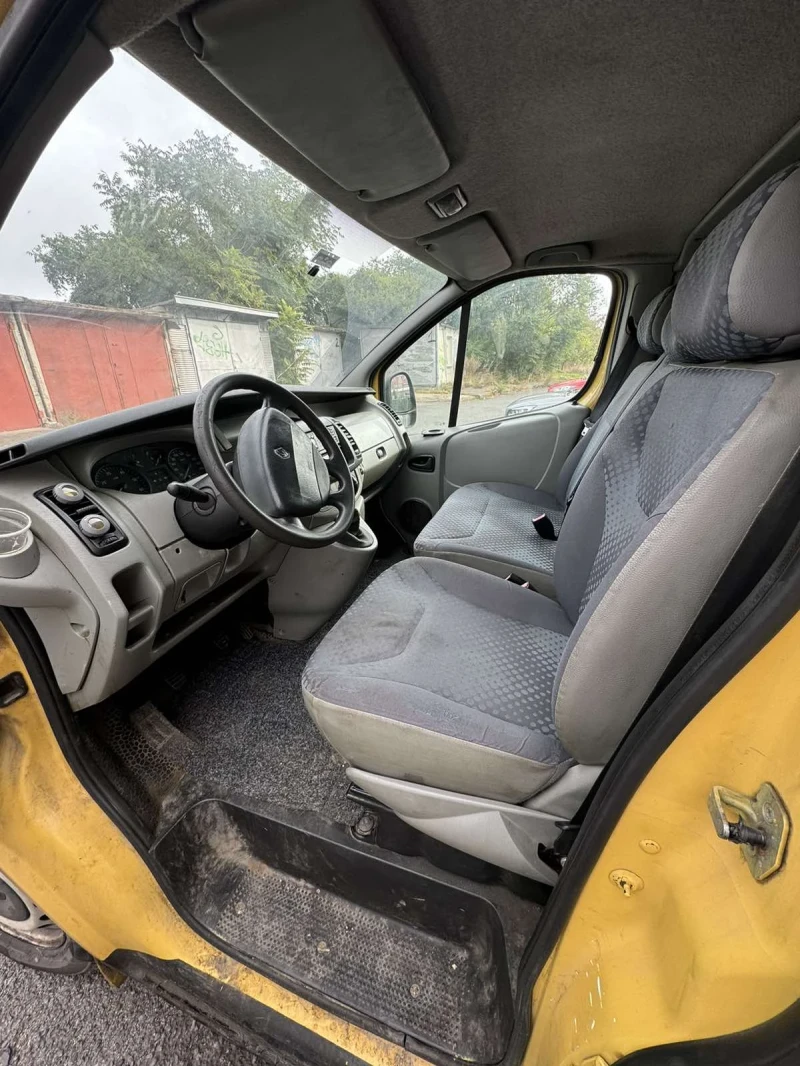 Renault Trafic, снимка 5 - Бусове и автобуси - 47626214