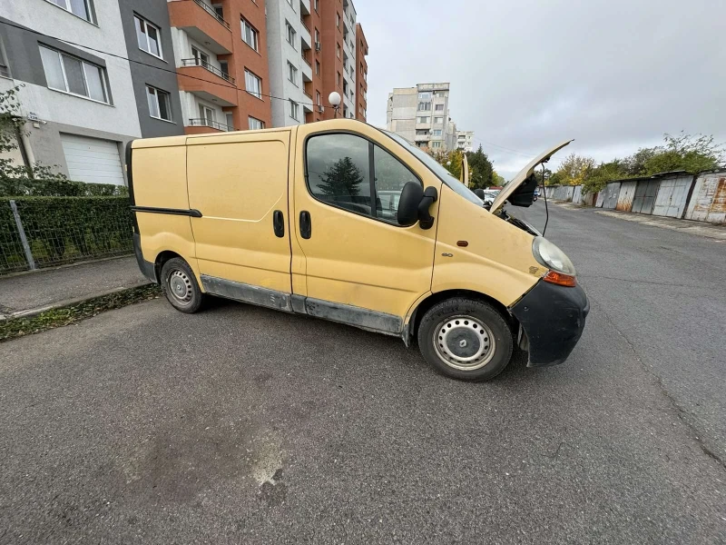 Renault Trafic, снимка 2 - Бусове и автобуси - 47489120